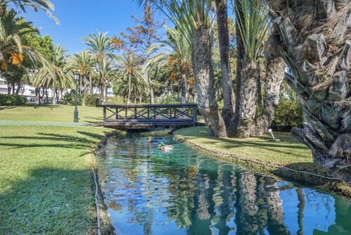 Apartment 'Puerto Banus3 Sandy Beachside' with Shared Pool and Air Conditioning