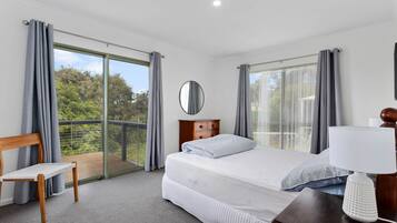 5 bedrooms, free WiFi