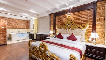 Presidential Suite | Premium bedding, down duvets, pillow-top beds, free WiFi