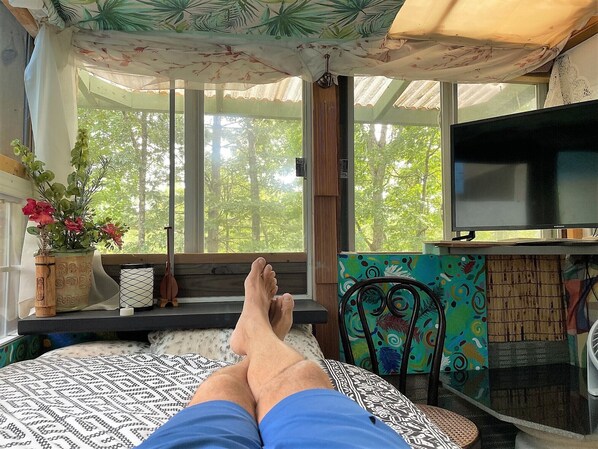 2 bedrooms, desk, iron/ironing board, free WiFi