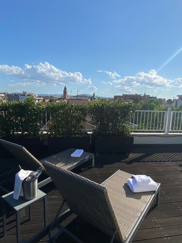 Hotel Card International