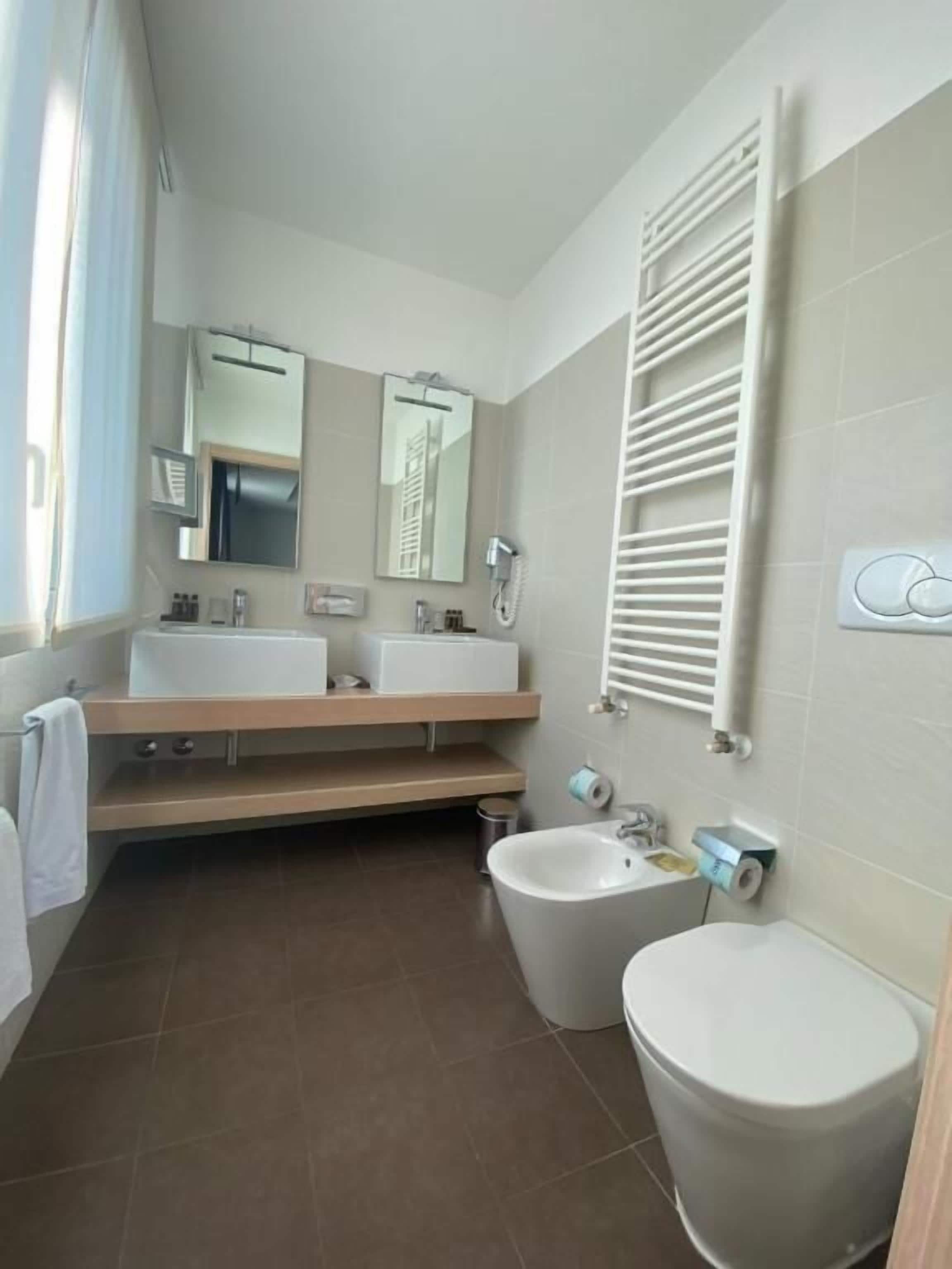 Foto - Card International Hotel