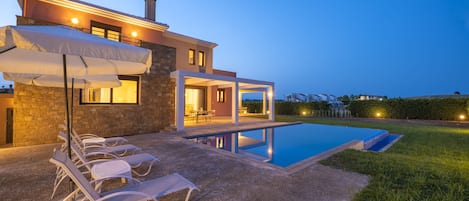 Deluxe Villa, 5 Bedrooms, Private Pool | Private pool