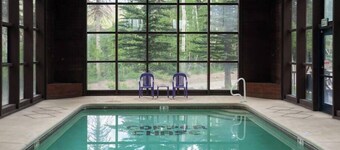 Condo 140, Wifi, Community Pool, Jacuzzi, Lounge,