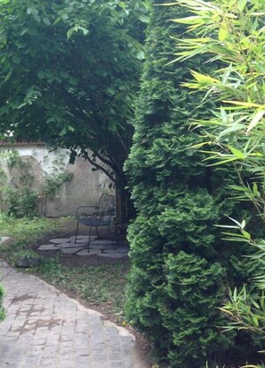 Enceinte de lâhĂ©bergement