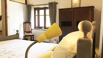 1 habitación, wifi gratis y ropa de cama