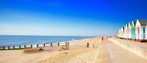 Tæt på stranden