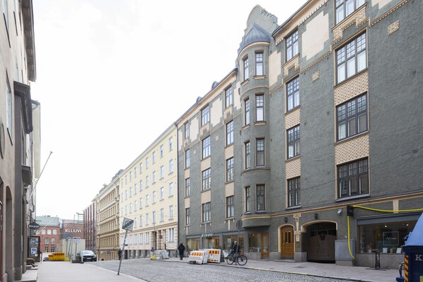 Konaklama yerinin ön cephesi