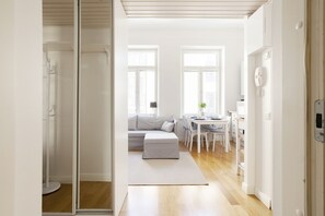 Basic Stüdyo | Ütü/ütü masası, ücretsiz kablosuz İnternet 