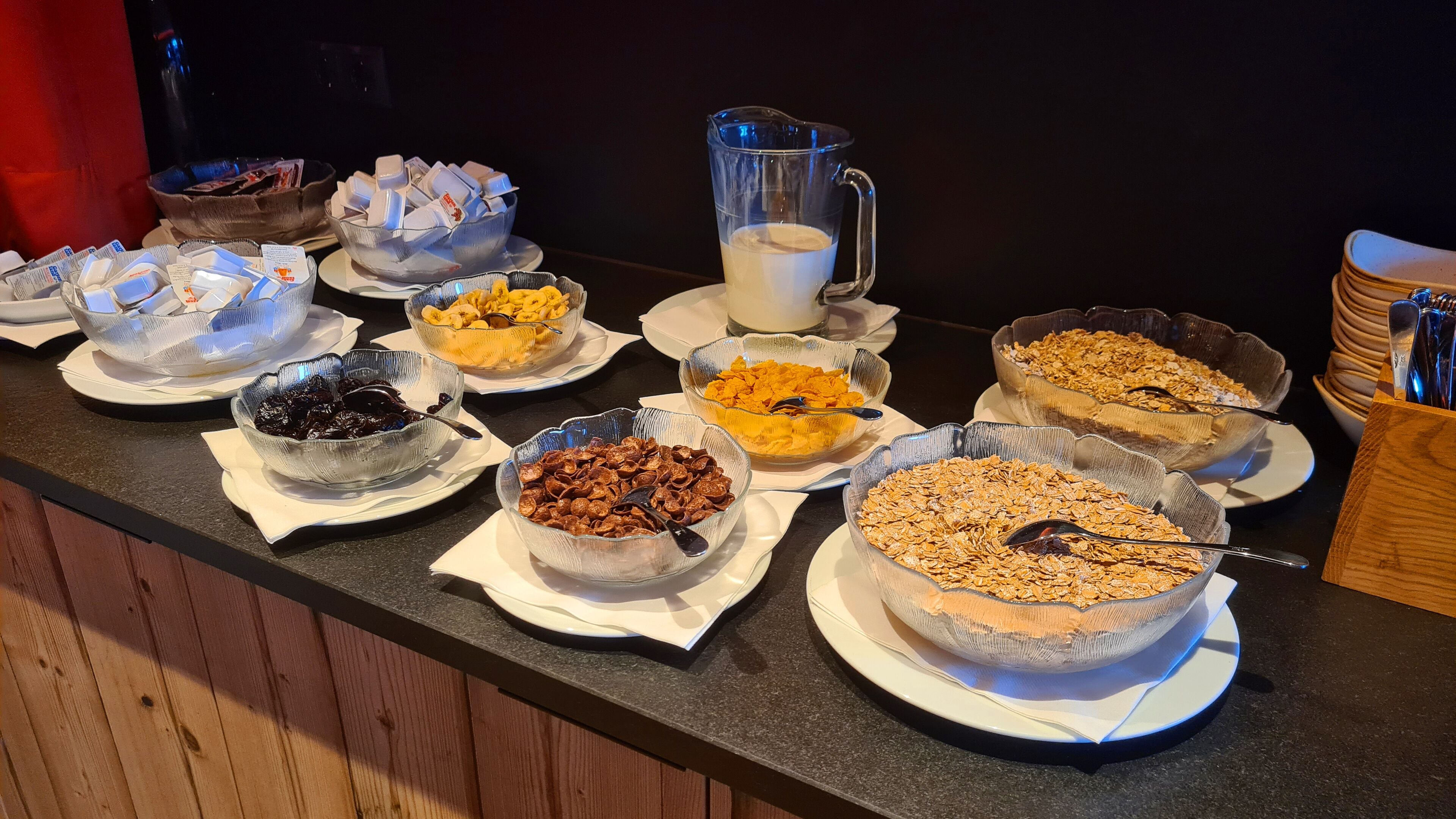 daily buffet breakfast (eur 14.90 per person)