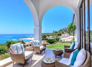 Terrace/patio - Oceanfront Villa with Direct Beach Access | Palmilla Norte | Incl Chef & Butler (San José del Cabo)