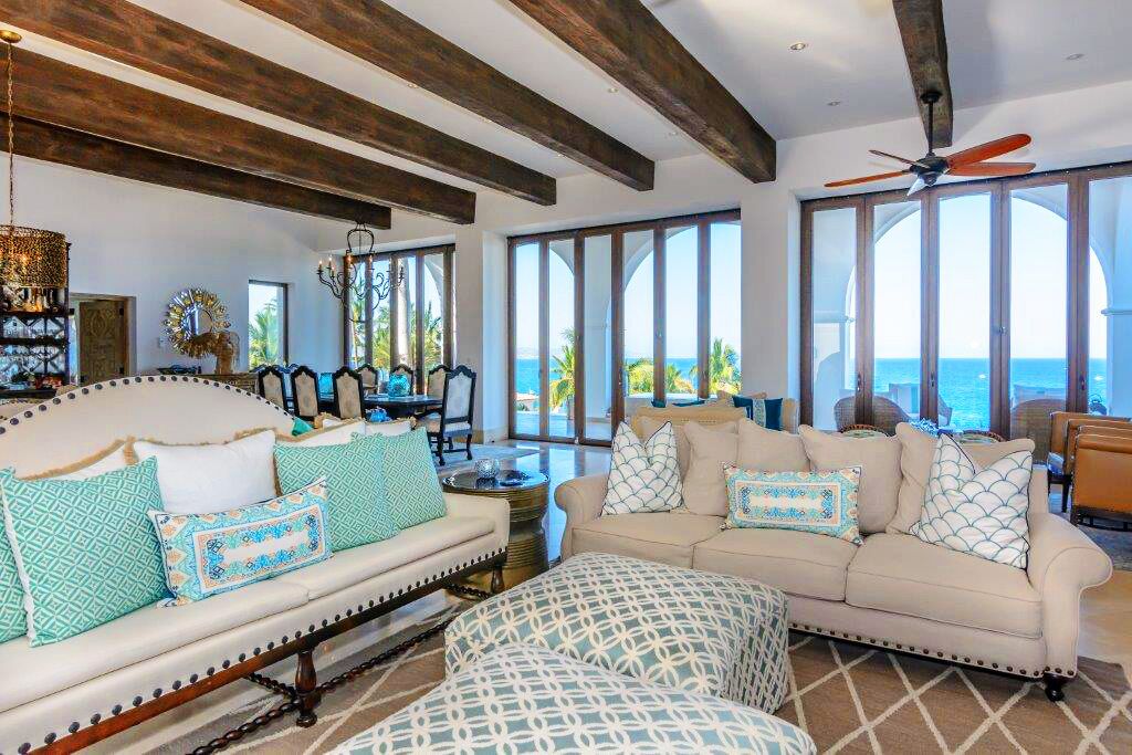 スマートテレビ、DVD プレーヤー、書庫、ステレオ