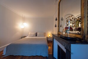 1 chambre, fer et planche à repasser, Wi-Fi gratuit, draps fournis