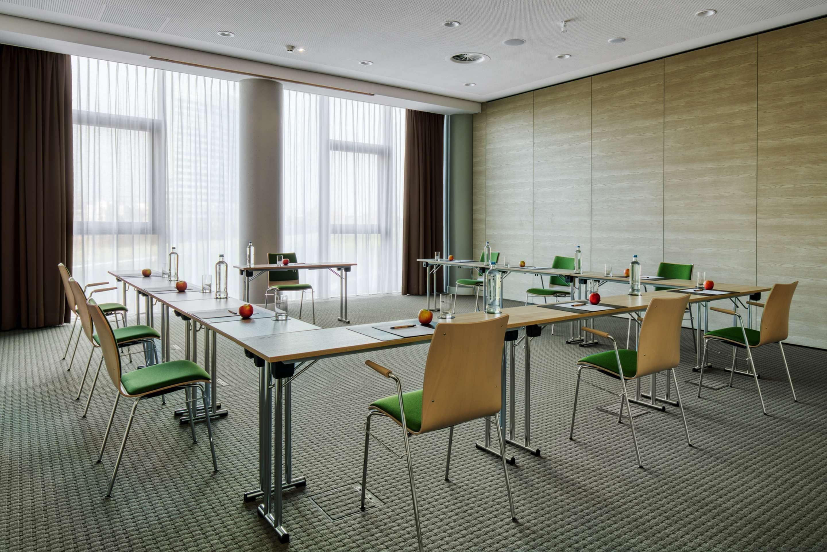 hypo-allergenic bedding, minibar, in-room safe, desk