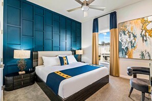 12 bedrooms, iron/ironing board, WiFi, bed sheets - Villa By Villatel | Superhero Themed BR, Trampoline RM, Arcade, Gym, Near Parks (Davenport)