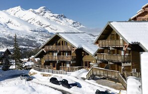 Exterior - 200m from resort center, balcony, parking, tv, ski locker, 25m², La Joue du Loup (Agnières-en-Dévoluy)
