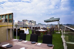 Restaurant - The Moziac  Gwalior (Gwalior)