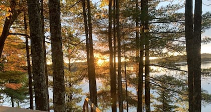 Cozy Log Cabin on Little Spider Lake