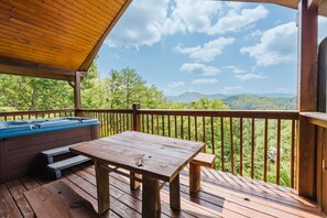 Property grounds - Ain't No Mountain High Enough 1 Bedroom Cabin by RedAwning (Sevierville)