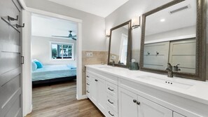 Bathroom - Beautiful Villa With First Class Amenities on Charlotte Harbor, Orlando Villa 5584 (Punta Gorda)