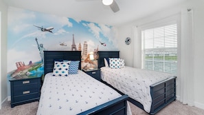 4 bedrooms, laptop workspace, bed sheets - Perfect 4 Bedroom Townhome on Storey Lake Resort, Orlando Townhome 5585 (Kissimmee)