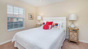 4 chambres, espace de travail pour ordinateur portable