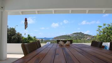 Villa | Balcony