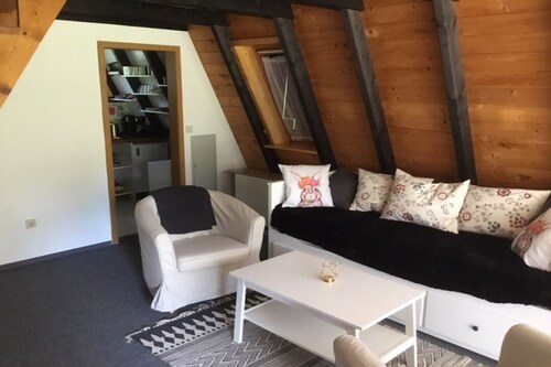 Cozy vacation home with a sunny terrace in the Frankenwald near a swimming lake / Smart TV