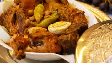 مطعم