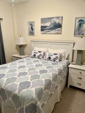 4 bedrooms, iron/ironing board, free WiFi, bed sheets