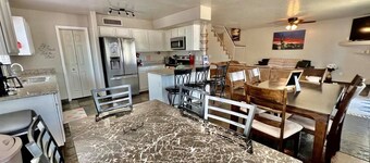 Glendale Pool Heated Pet Friendly