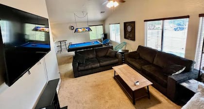 Glendale Pool Heated Pet Friendly