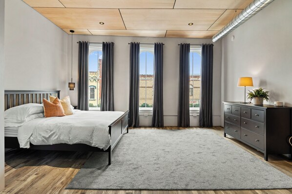 1 bedroom, desk, iron/ironing board, free WiFi