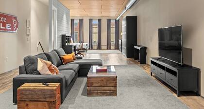 The Loft: downtown loft apartment