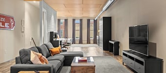 The Loft: downtown loft apartment