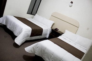 Free WiFi, bed sheets - HOTEL ROMO (Ciudad Hidalgo)
