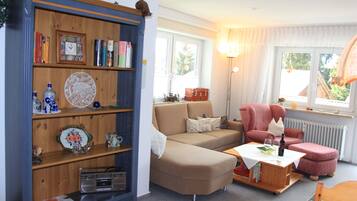 Télévision, table de tennis de table