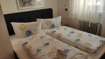 2 bedrooms, in-room safe, iron/ironing board, travel crib