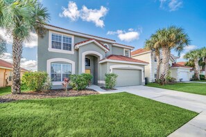 Exterior - Stunning Villa! Sweeping Views of Florida Nature and Fantastic Game Room (Davenport)