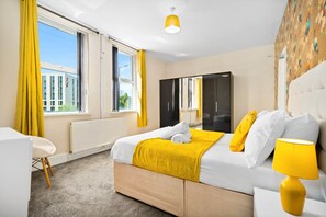 6 bedrooms, iron/ironing board, travel cot, WiFi