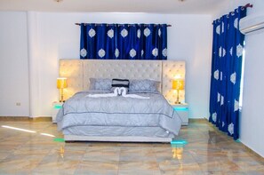 7 habitaciones, tabla de planchar con plancha y wifi gratis 