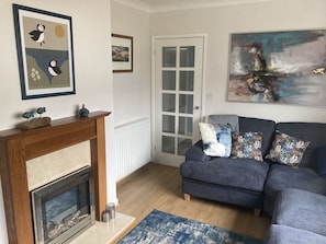 Cottage | Living area