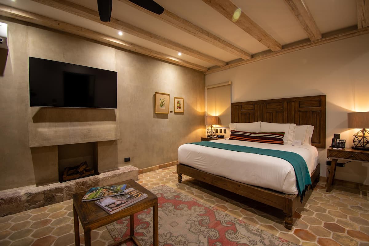 luxury studio suite | egyptian cotton sheets, premium bedding, down duvets, in-room safe