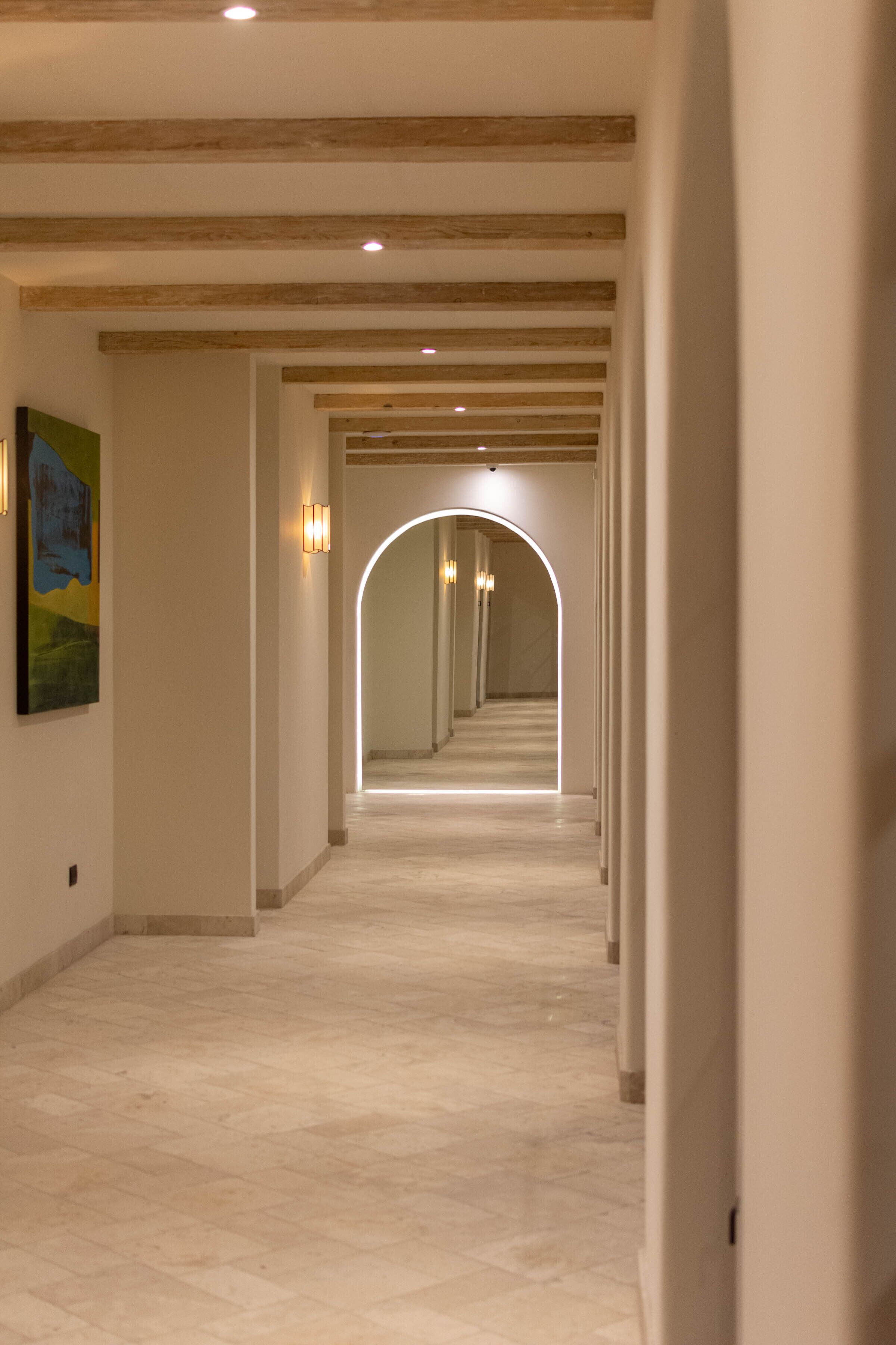 55-inch tv with digital channels, ipod dock, streaming services