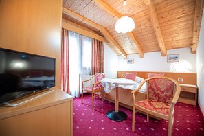 3 habitaciones, wifi gratis y ropa de cama 
