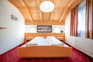 3 Schlafzimmer, kostenloses WLAN, Bettwäsche