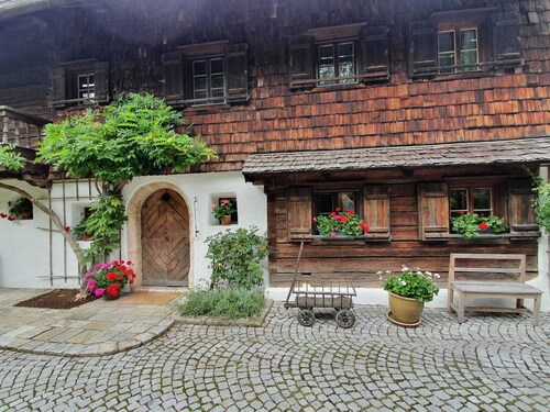 Haus Irrsee - Charming and Unique Austrian House right by the Irrsee & Mondsee 