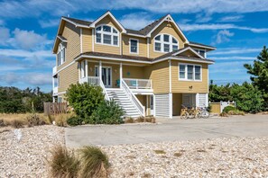Exterior - Destination-OBX Soundfront, 8 bdrm, 10 bth, elavator, pool, hot tub, game room (Nags Head)