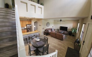 Interior - Looking for a Resort Feel? Waterfront Property! (Fort Myers)