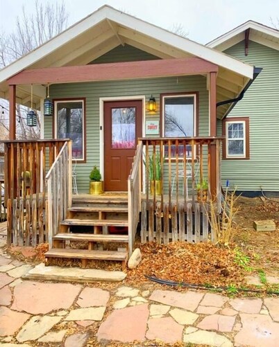 Retro-inspired Downtown Loveland Apartment